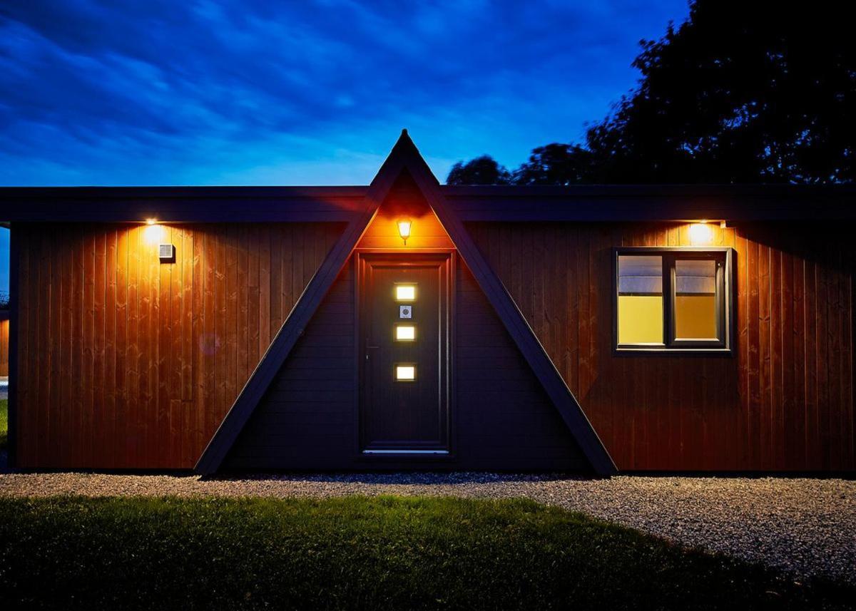 North Star Sanctum Hotell Garton Exteriör bild